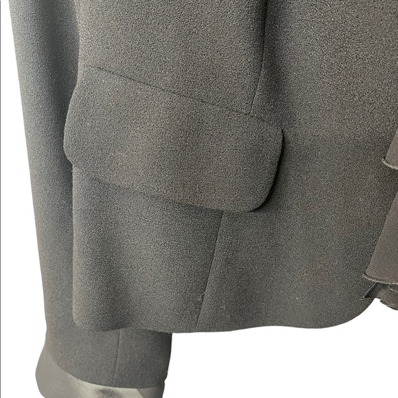 New! Escada Couture ruffle black blazer/jacket size 46 aprox. XL - Picture 5 of 15